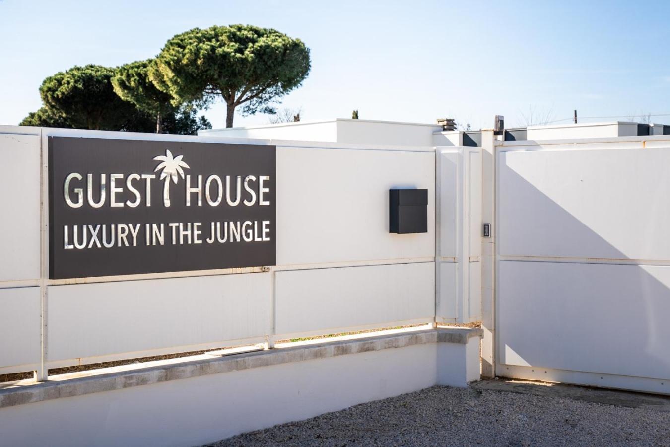 Вилла Luxury In The Jungle Формелло Экстерьер фото